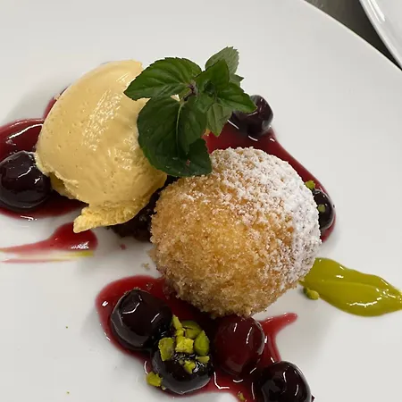 Chasa Chalavaina - Historisches Des Jahres 2024