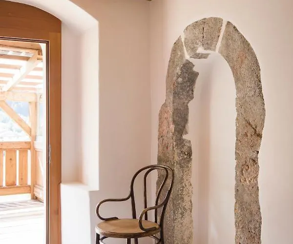 Chasa Chalavaina - Historisches Des Jahres 2024 * Müstair