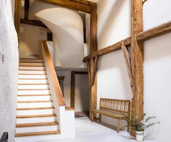 فندق Chasa Chalavaina - Historisches Des Jahres 2024 *