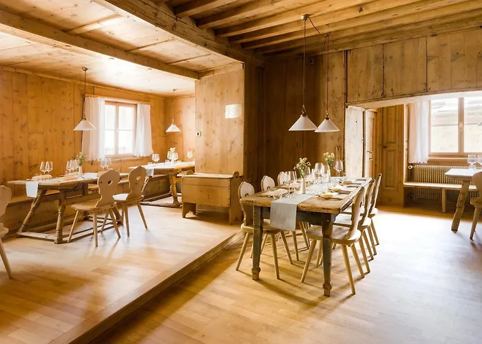 فندق Chasa Chalavaina - Historisches Des Jahres 2024 Müstair
