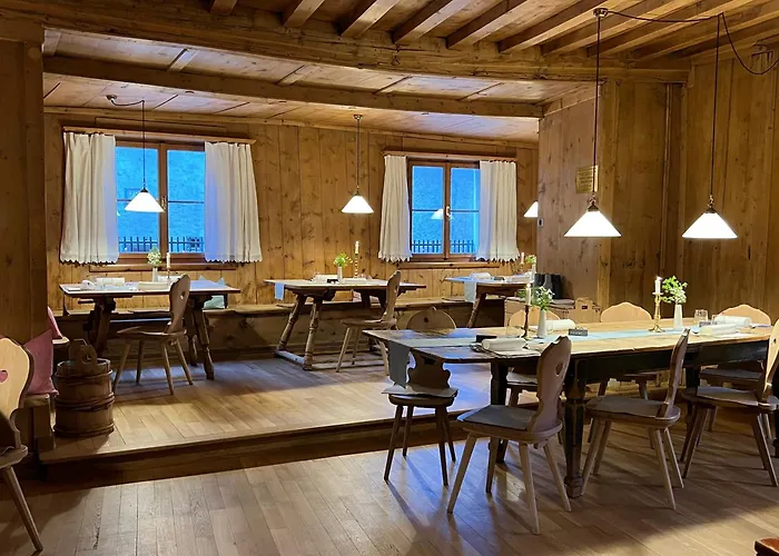 Chasa Chalavaina - Historisches Des Jahres 2024