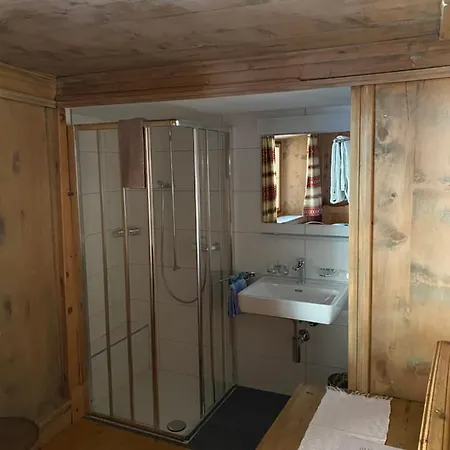 Chasa Chalavaina - Historisches Des Jahres 2024 호텔